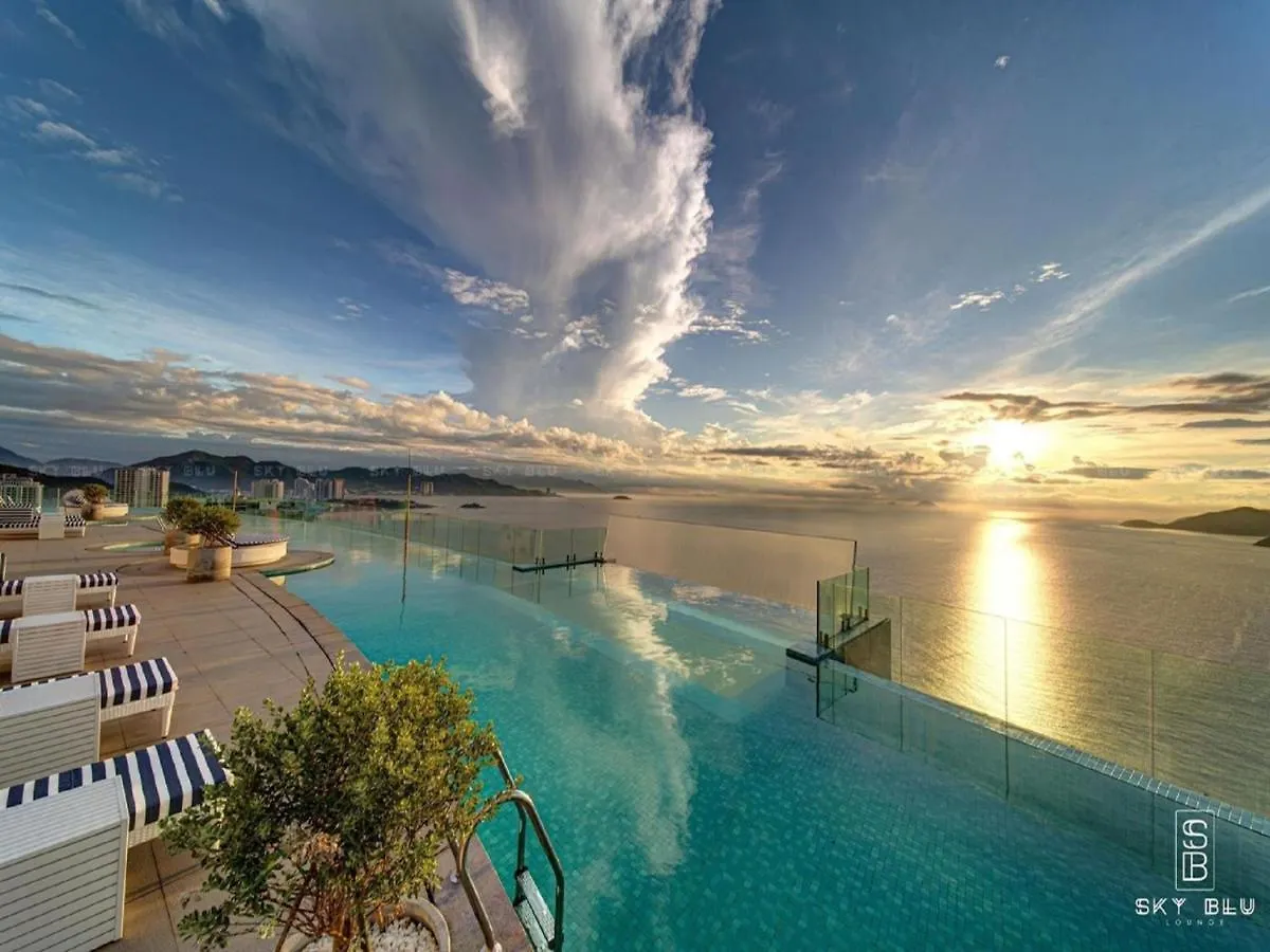 Panorama Lyn Beachfront Apartment Nha Trang